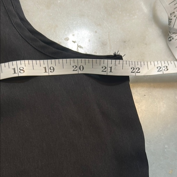 Apt. 9 Sleeveless Black Pleated Blouse - Picture 6 of 9